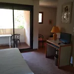 Fleuri Hotel 3*