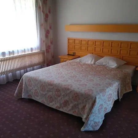 Fleuri Hotell Vernet-les-Bains