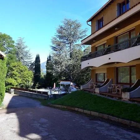 Hotell Fleuri Vernet-les-Bains