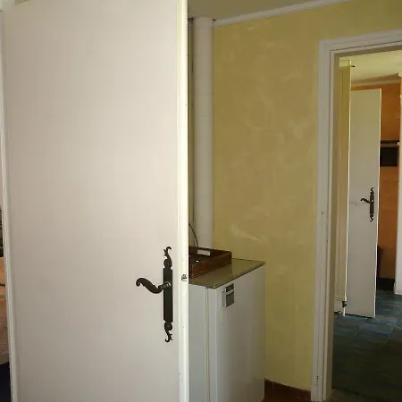 Hotell Fleuri 3*